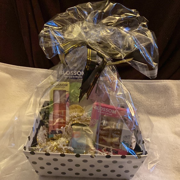 Other - Blossom Gift Set. WRAPPED & READY TO GIFT !!!!